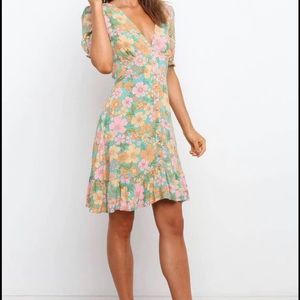 Petal and Pup Jeffree dress. Worn once, like new. No flaws.